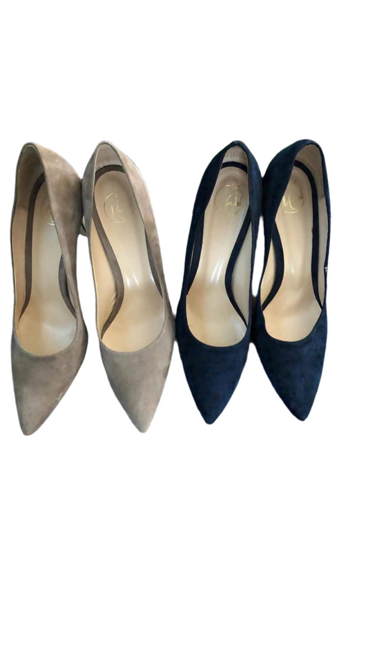 Delia suede pumps